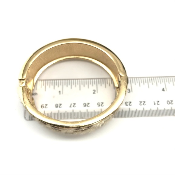 Faux Furry Fuzzy Leopard Print Clamper Bracelet - Picture 9 of 13